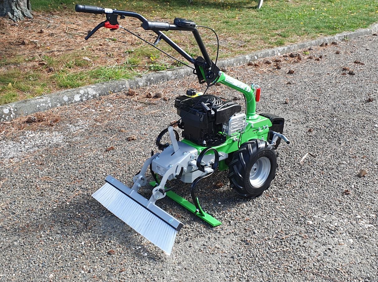 Désherbeur mécanique DMC 55